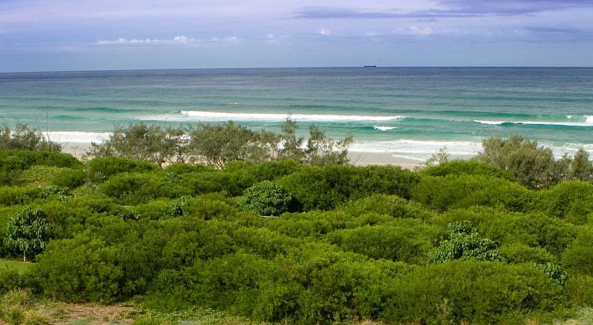 Peppers Salt Resort&Spa Kingscliff Exterior foto View of the beach from the headland